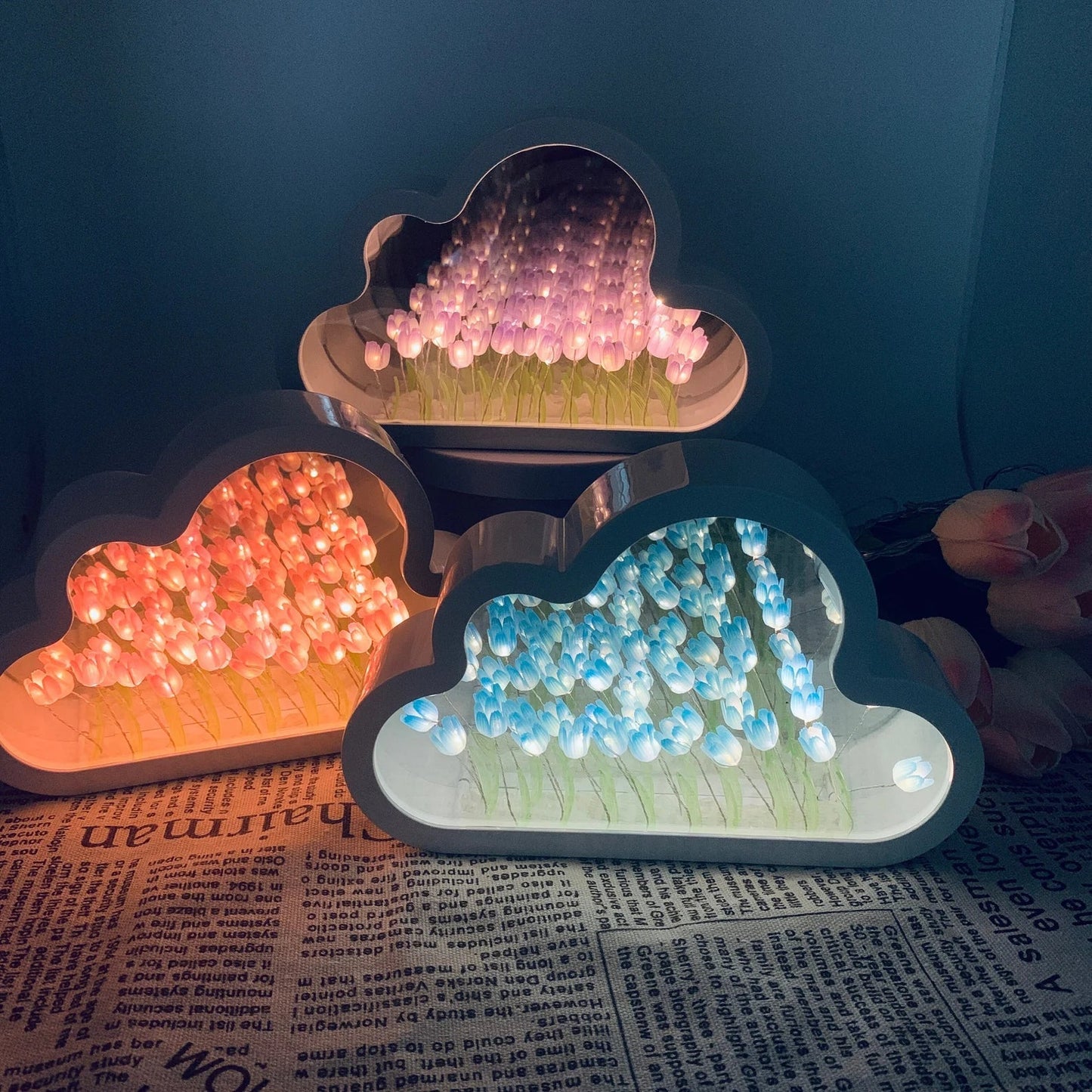 The Forever Tulips™ - Infiniy Cloud Mirror