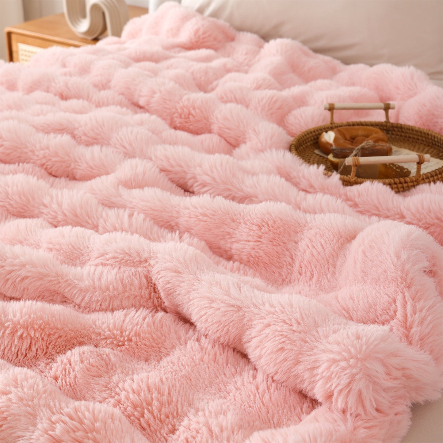 CloudLuxe™ - Plush Throw Blanket