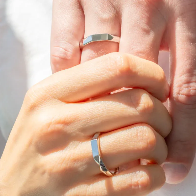 Lumé Love Ring