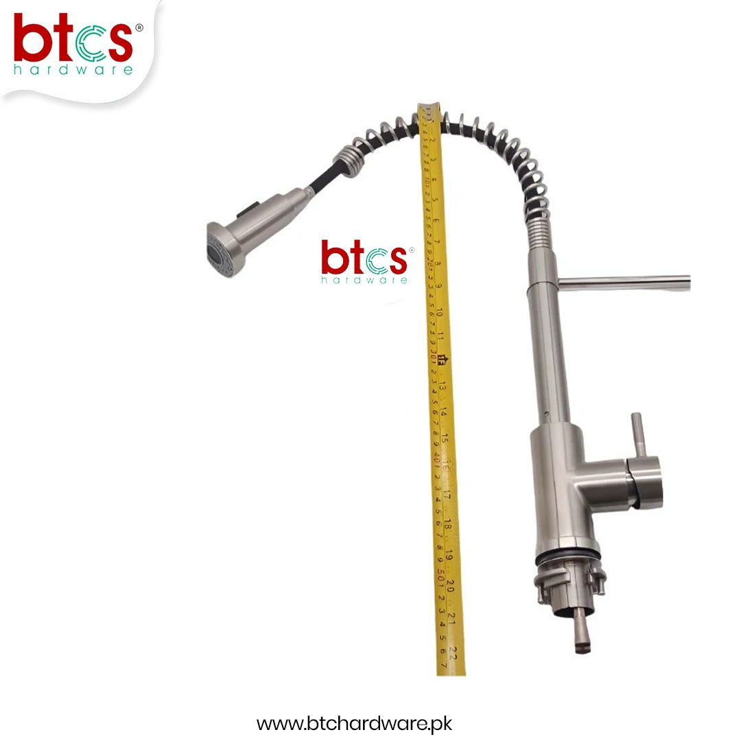ChefReach™ Pull-Down Kitchen Faucet
