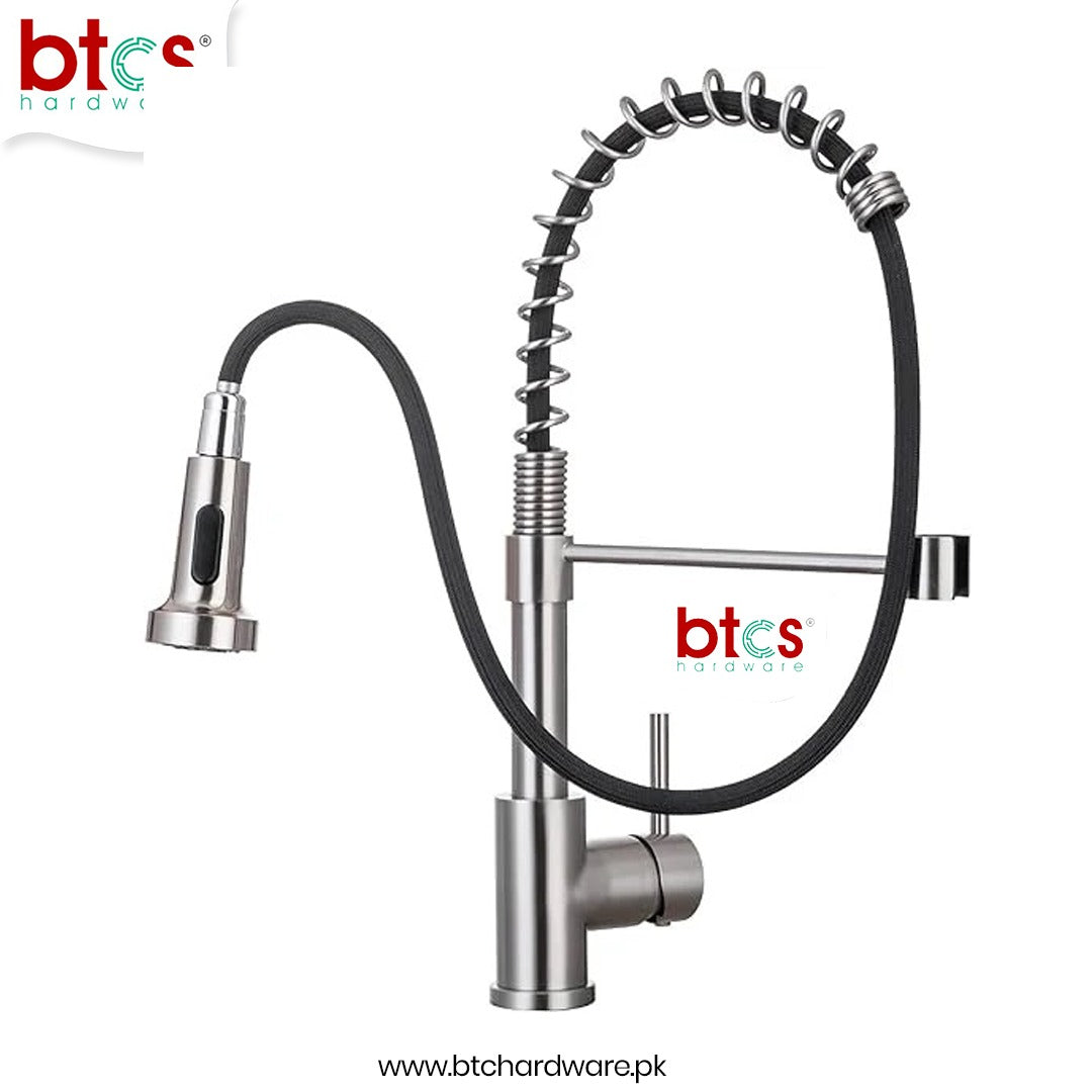ChefReach™ Pull-Down Kitchen Faucet